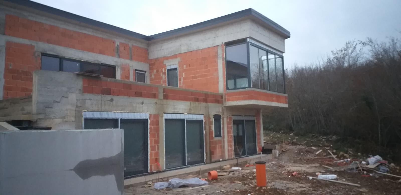 Aluminijska staklena stijena s kliznim prozorima, novogradnja u Grobniku